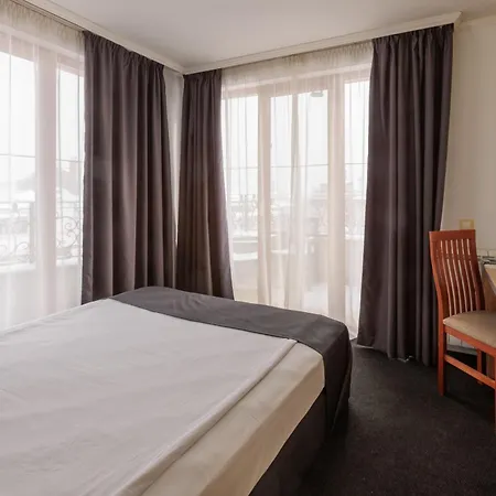 семеен опера Otel 3*