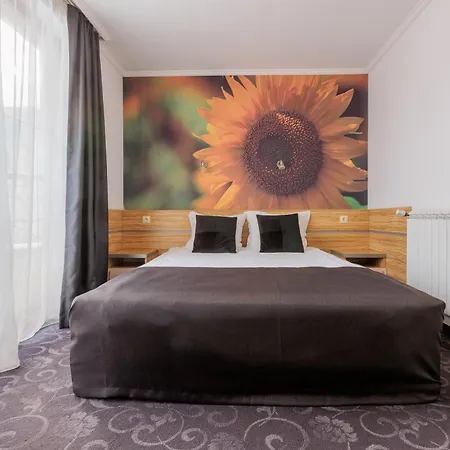 Hotel семеен опера Burgas
