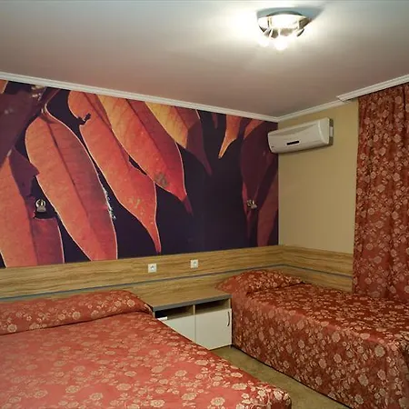 Hotel семеен опера Burgas City