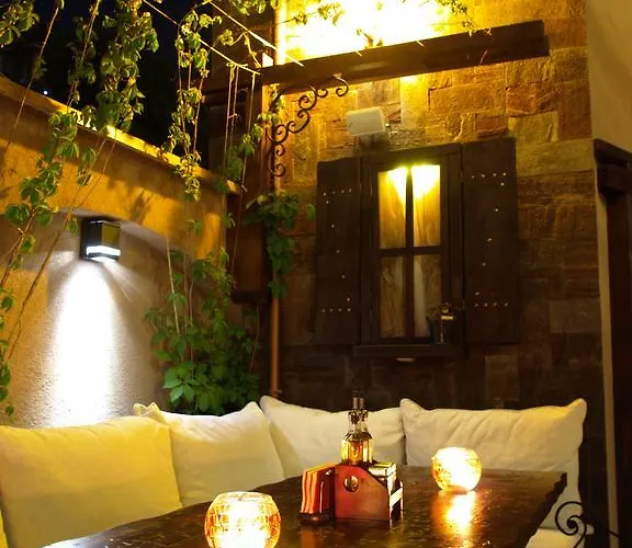 Otel семеен опера 3*