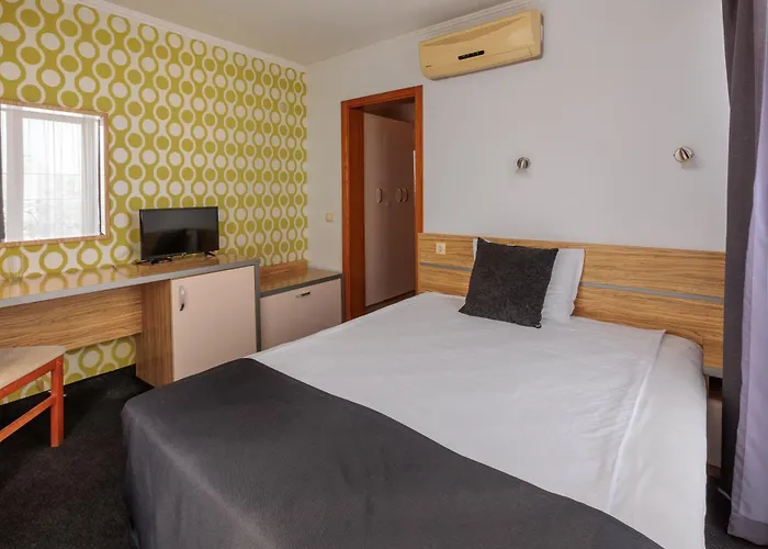 семеен опера 3* Burgaz