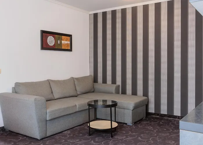 семеен опера Burgaz