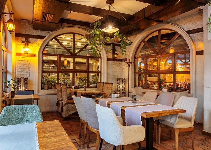 семеен опера Otel