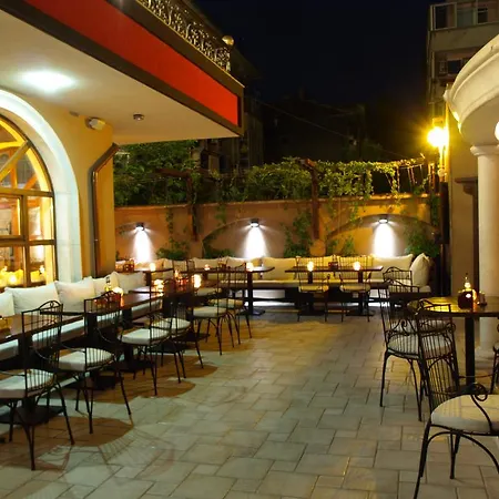 семеен опера Hotel Burgas