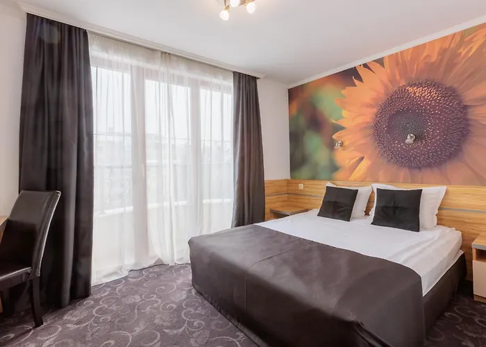 семеен опера Hotell